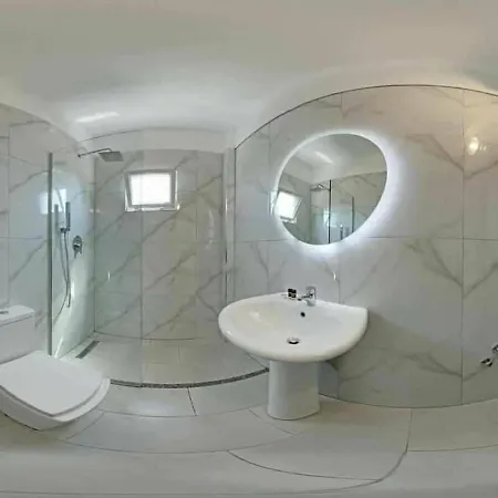 La Luna Resort Ksamil